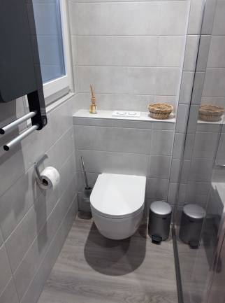 Pose de carrelage, WC suspendu à Cernay