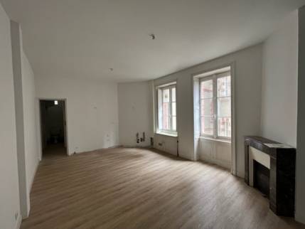 Pose de parquet dans un appartement rénové - Nantes 44