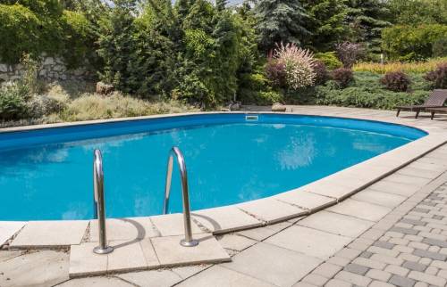 piscine ovale 