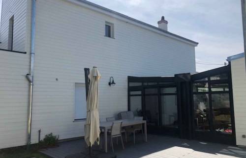 Réaliser une isolation thermique par l'extérieur d'une maison à Trouville
