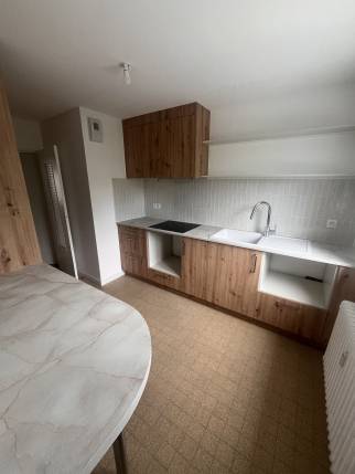 Nouvelle cuisine aménagée dans un appartement rénové - Valence 26000