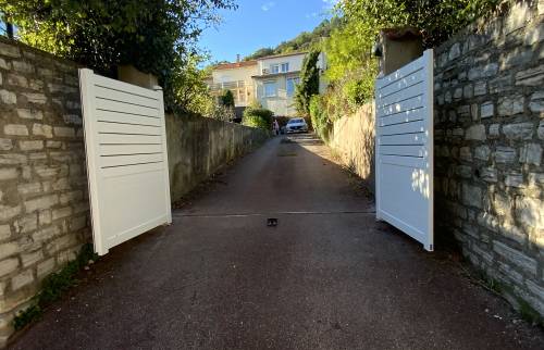 Portail electrique La Maison Des Travaux Ales