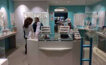 Comment décorer son commerce à Deauville ?