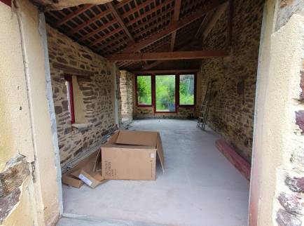 Dalle isolée posée : Isolation du sol pour une meilleure performance énergétique de la maison