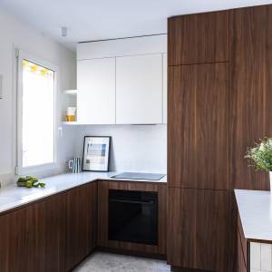 Vue intérieure du duplex rénové à Paris – projet Céline Parisse - La Maison Des Architectes