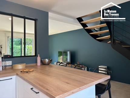 cuisine design mur bleu contemporain