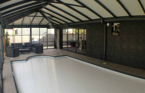 Carrelage anti dérapant piscine - La Maison des Travaux Rouen