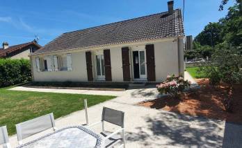 Allée de jardin et terrasse après travaux de rénovation extérieure - Sénart 77127