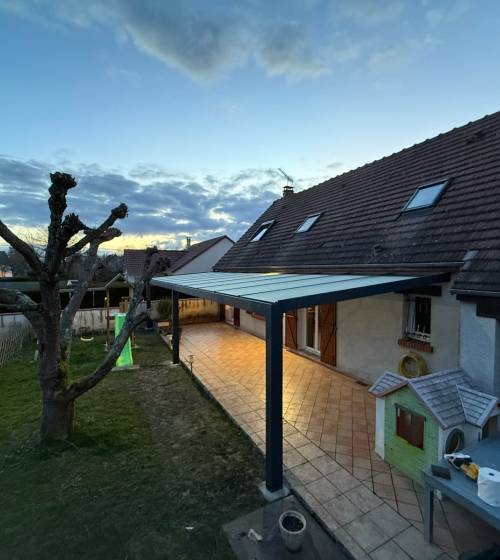 Pergola aluminium et polycarbonate