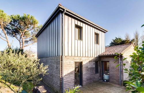 Surélévation d'une maison de 23 m² à Saint Sébastien (44)