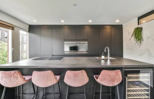 ilot avec chaise de bar