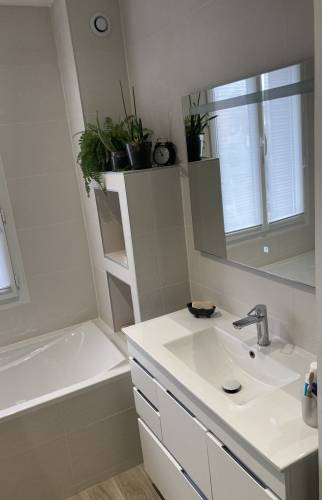 salle de bains atypique - Savigny