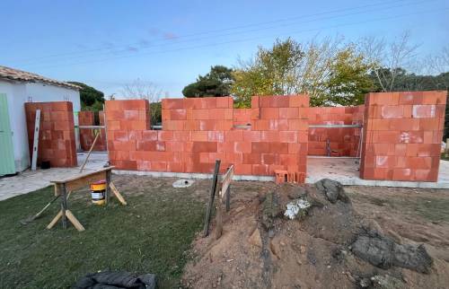 Elevation des murs de l'extension