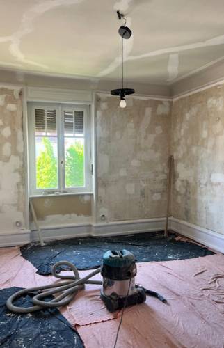 Chambre travaux en cours (rebouchage)