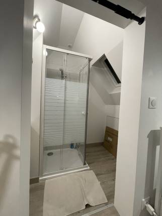 Salle de bain optimisée sous comble (Yerres 91330)
