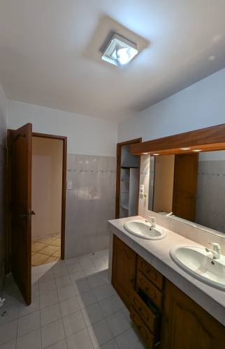 salle de bain avant rénovation