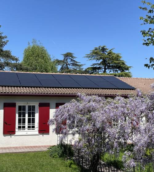 Installation de panneaux photovoltaïques au Cheylas (38)