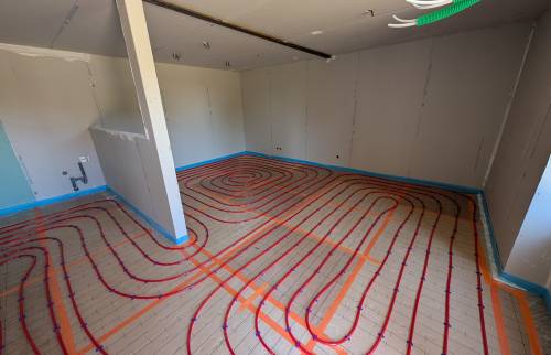 travaux pose chauffage au sol renovation bruz