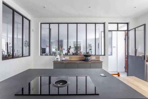 Rénovation d'une maison de famille avec construction d'un garage double