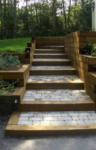 Travaux de maçonnerie pour réalisation escalier extérieur pabillon à JouyèleèMoutier (95280)