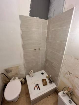 Travaux de salle de bain dans un appartement en rénovation - Nantes 44