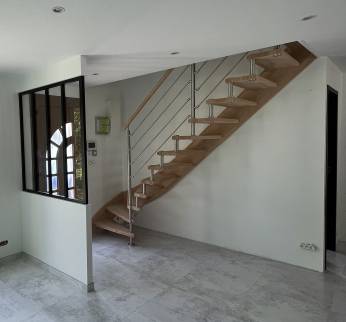  Installation d'un escalier intérieur design - Mormant 77720