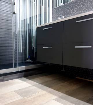 Salle de bain noire Haguenau