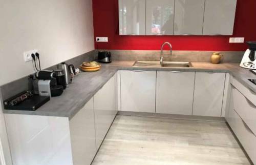 Plan de travail effet béton ciré