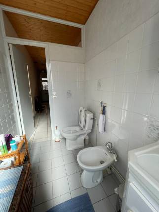 Ancienne salle de bain avant rénovation - La Séguinière 49280