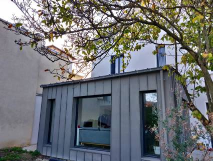 Extension Maison à Lyon - Bron - Façade Joint Debout Zinc 
