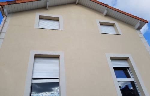 Façade isolée et ravalée - Houdan