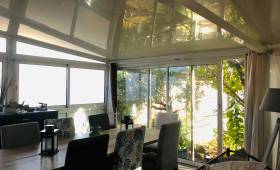 Une véranda lumineuse et cosy