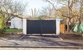 Portail battant motorisé