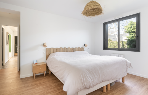 Extension de maison avec ossature et bardage bois à Vertou