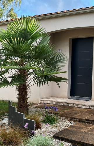 Rénovation intérieure d'une maison à Geneston - changement porte d'entrée