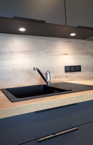 Eclairage intégré sous les meubles hauts