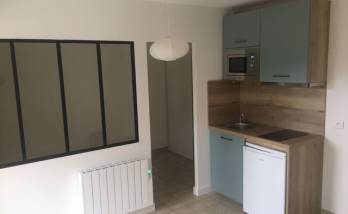 Pose d'une cloison séparative dans un appartement à Nantes 44