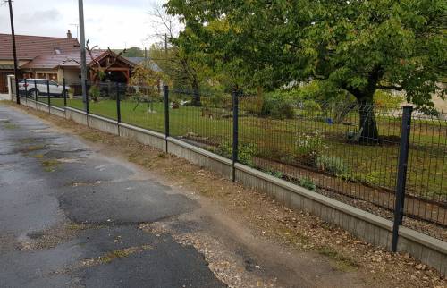 Clôture rénovée