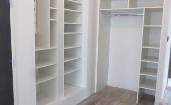 Intérieurs de placards sur mesure pour une suite parentale dans  l'ouest de Lyon