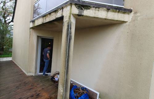 Démolition du balcon