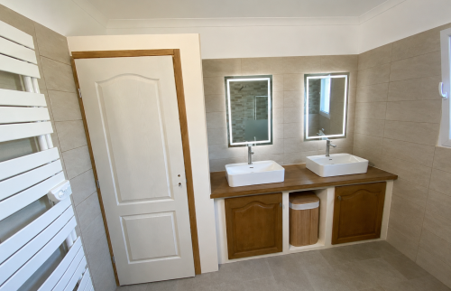 salle de bain design bois Saint-Christol-Lez-Ales (30380)