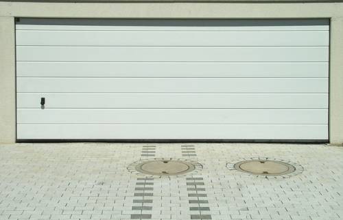 Porte de garage coloris blanc