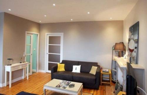 Peinture décorative et rénovation d'une salle de bains à Granville (50400)