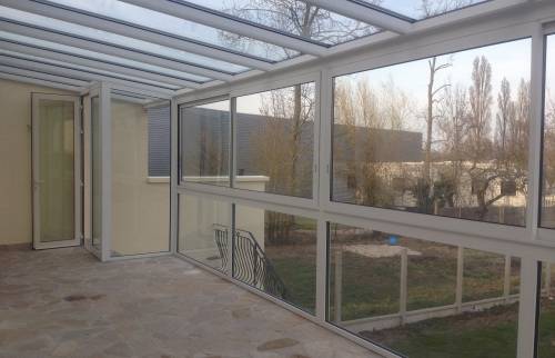 Vue de la véranda avec accès intérieur porte accès escalier - Pontoise - 95300 -