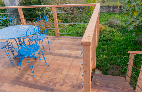 création d'une terrasse surélevée en bois
