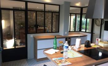 Décoration : rénovation d'un appartement de prestige à Saint-Germain-en-Laye (78) avec verrière d'atelier