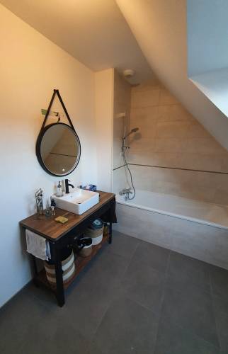 Rénovation terminée de la salle de bain - vue finale