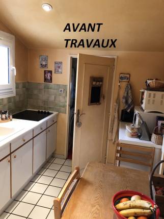 Cuisine avant rénovation (Saint-Pierre-du-Perray 91280)