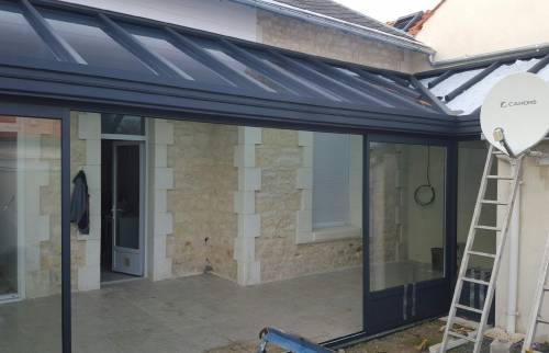 Artisan pour création de véranda