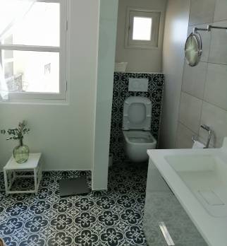 Agencement toilettes suspendus